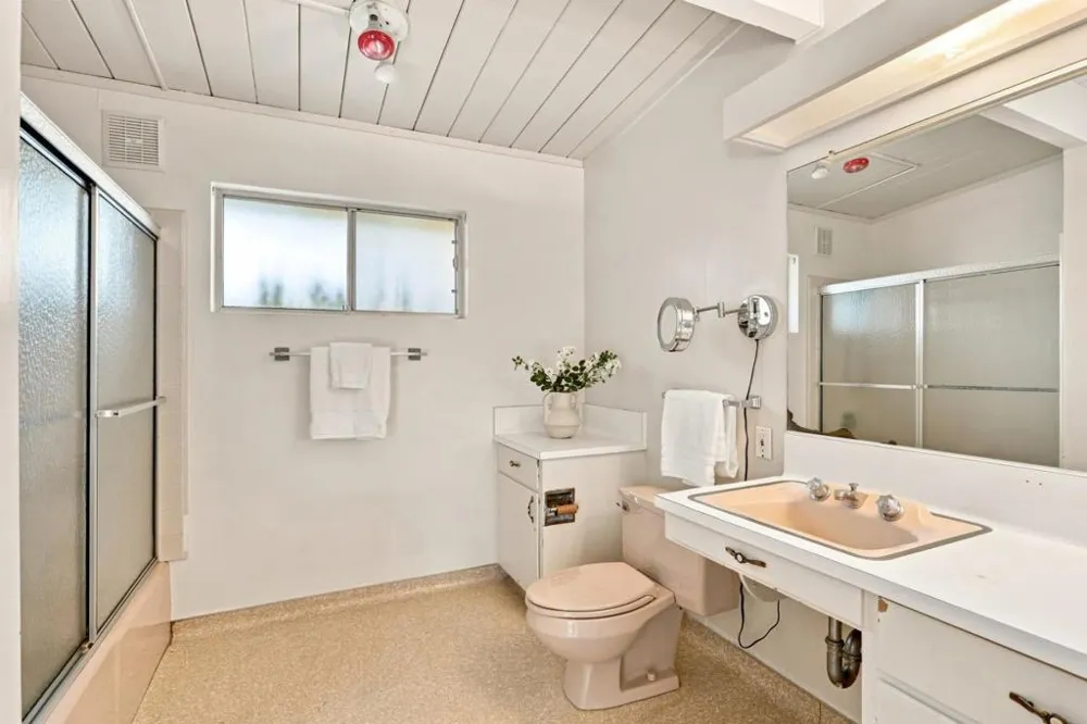 4154 Amaranta Court Palo Alto, CA 94306