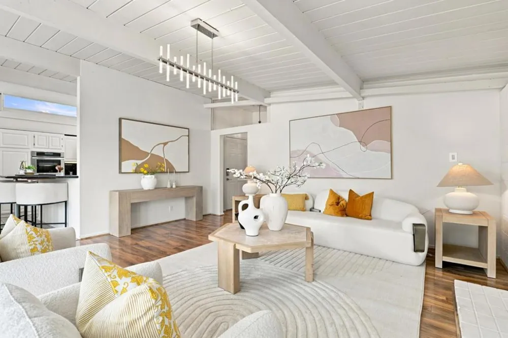 4154 Amaranta Court Palo Alto, CA 94306