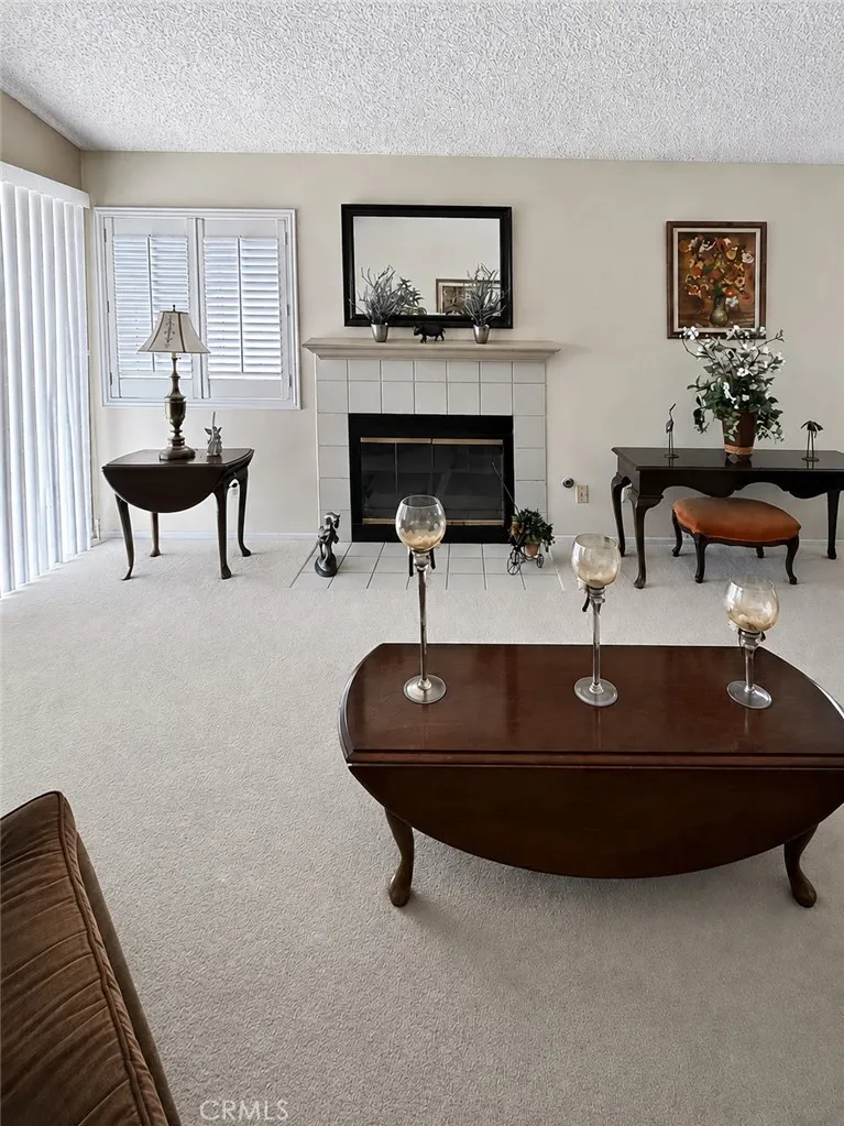 1475 Almond Perris, CA 92571