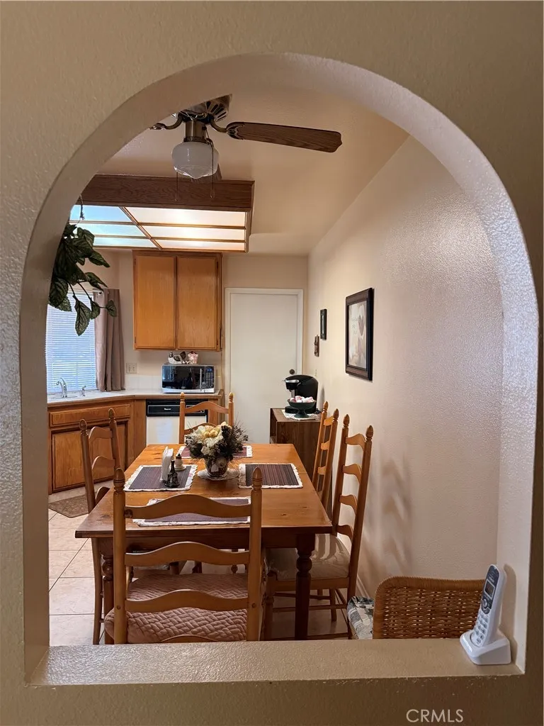 1475 Almond Perris, CA 92571