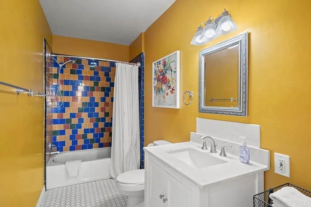 2683 C St San Diego, CA 92102