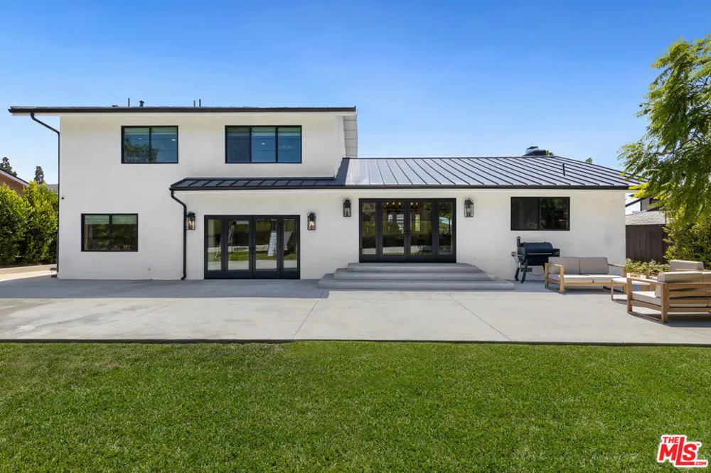 912 Aleppo Street Newport Beach, CA 92660