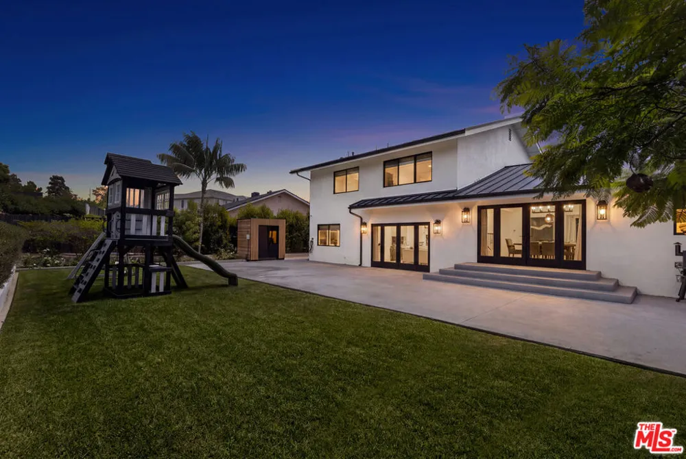 912 Aleppo Street Newport Beach, CA 92660