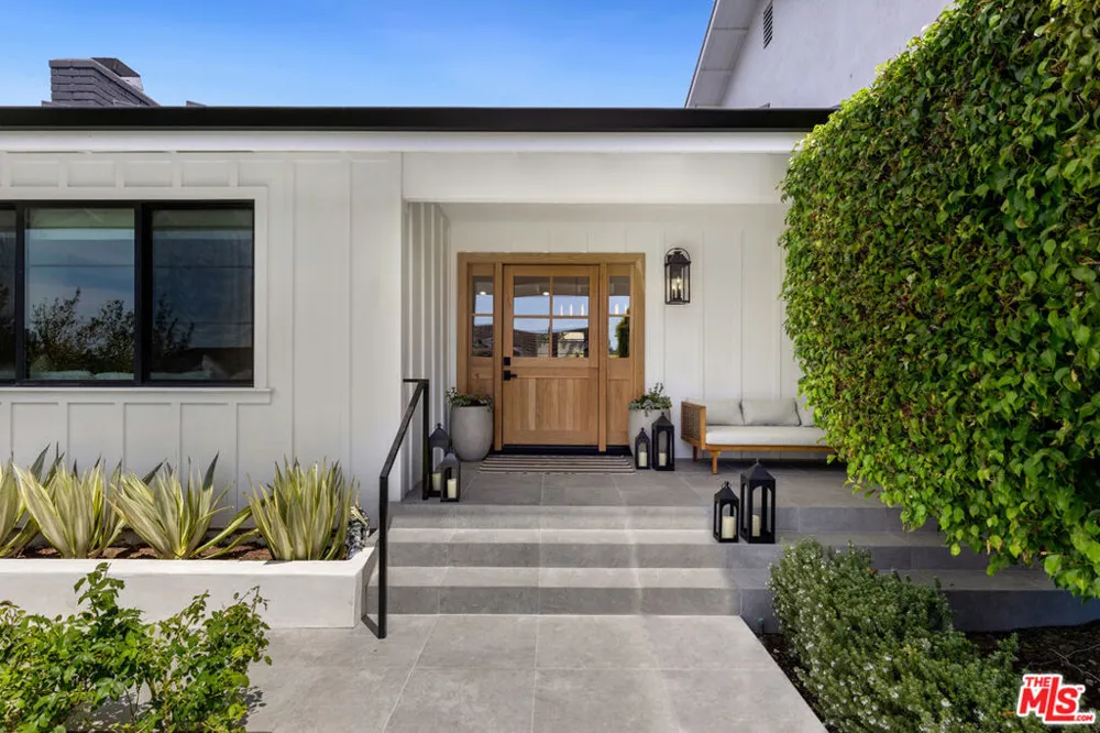 912 Aleppo Street Newport Beach, CA 92660