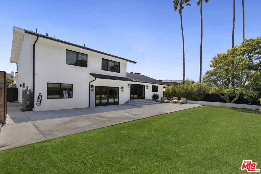 912 Aleppo Street Newport Beach, CA 92660
