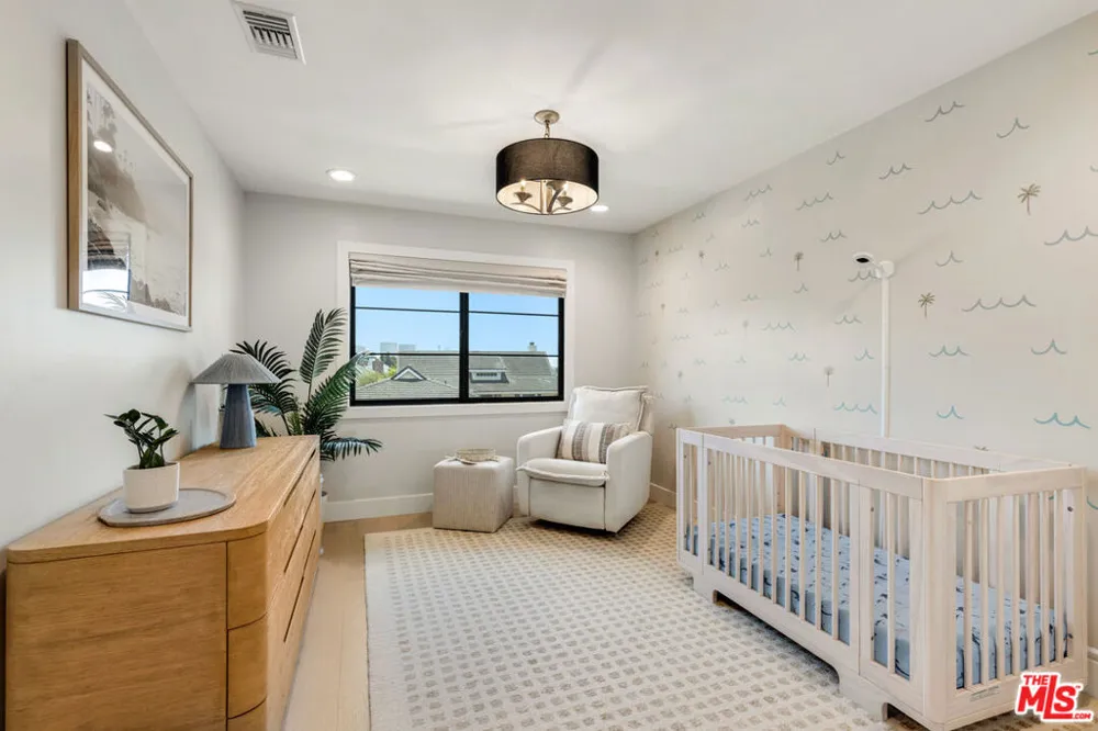 912 Aleppo Street Newport Beach, CA 92660
