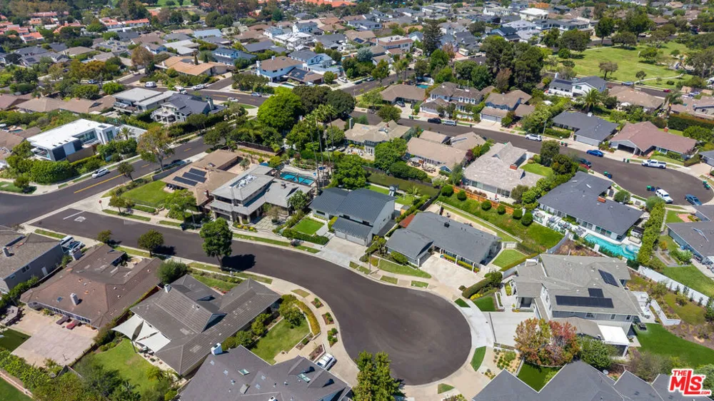 912 Aleppo Street Newport Beach, CA 92660