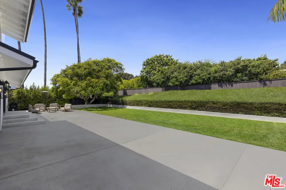 912 Aleppo Street Newport Beach, CA 92660