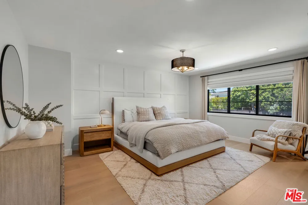912 Aleppo Street Newport Beach, CA 92660