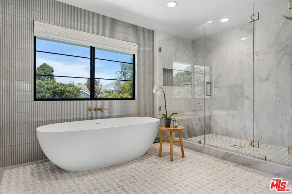 912 Aleppo Street Newport Beach, CA 92660