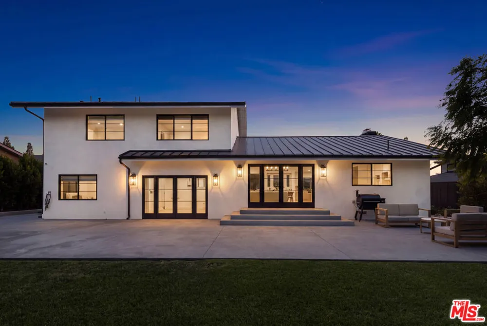 912 Aleppo Street Newport Beach, CA 92660