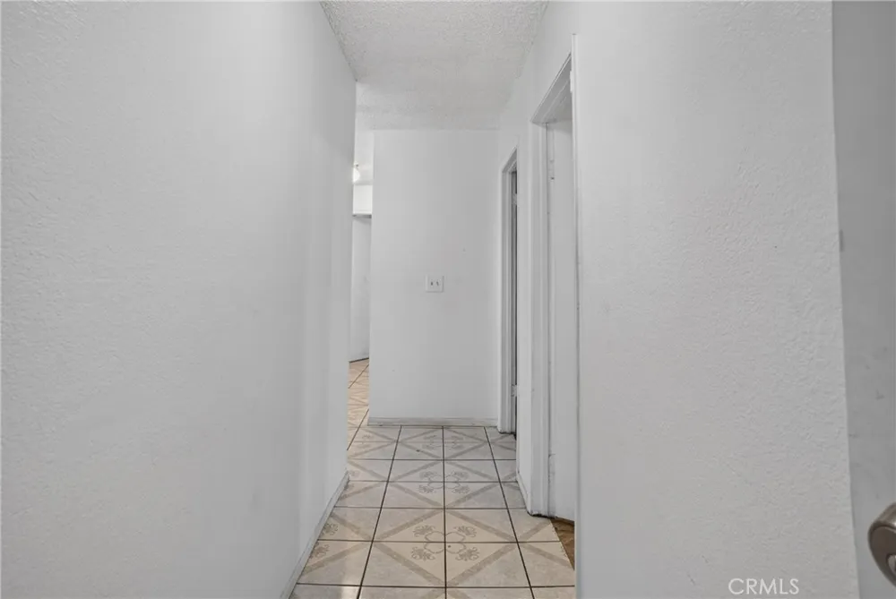 13303 Pierce Pacoima, CA 91331