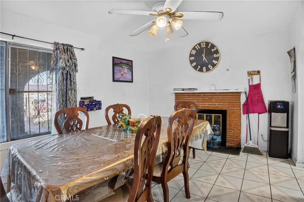 13303 Pierce Pacoima, CA 91331