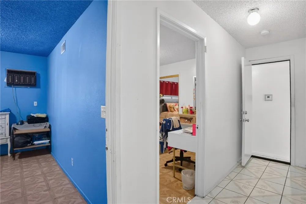 13303 Pierce Pacoima, CA 91331