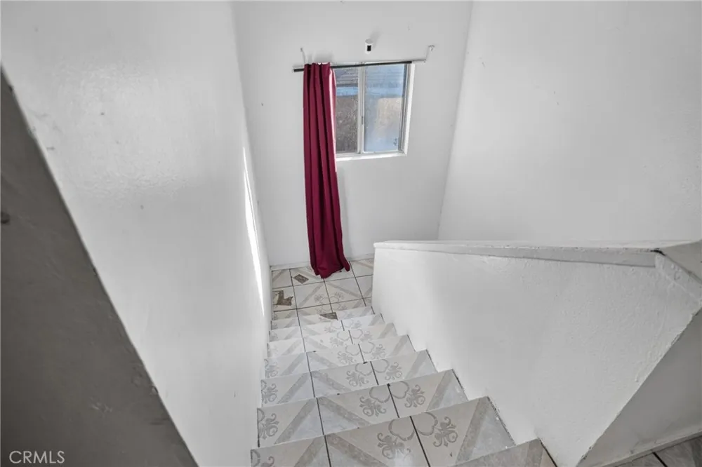 13303 Pierce Pacoima, CA 91331