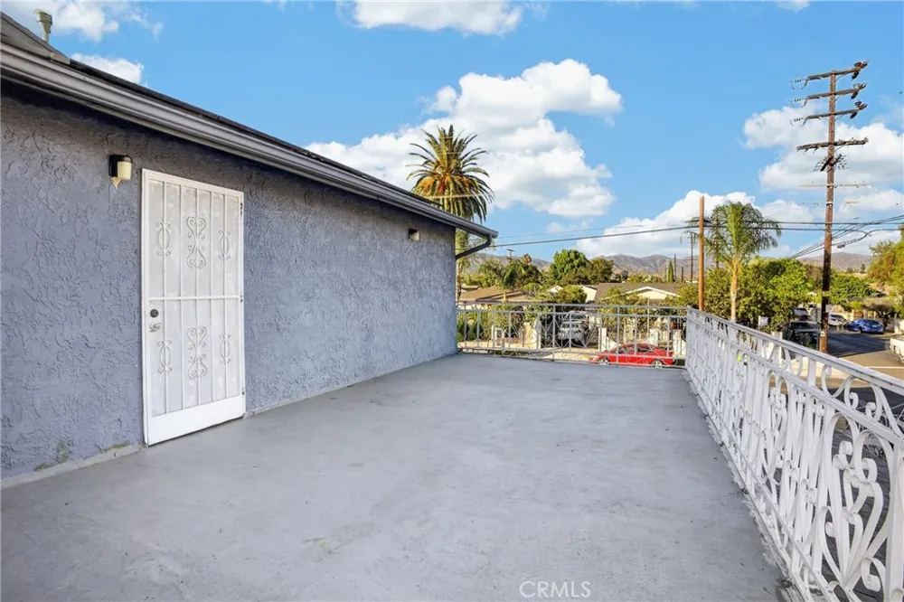 13303 Pierce Pacoima, CA 91331