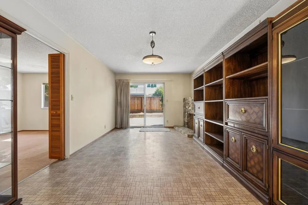 1264 Matterhorn Drive San Jose, CA 95132