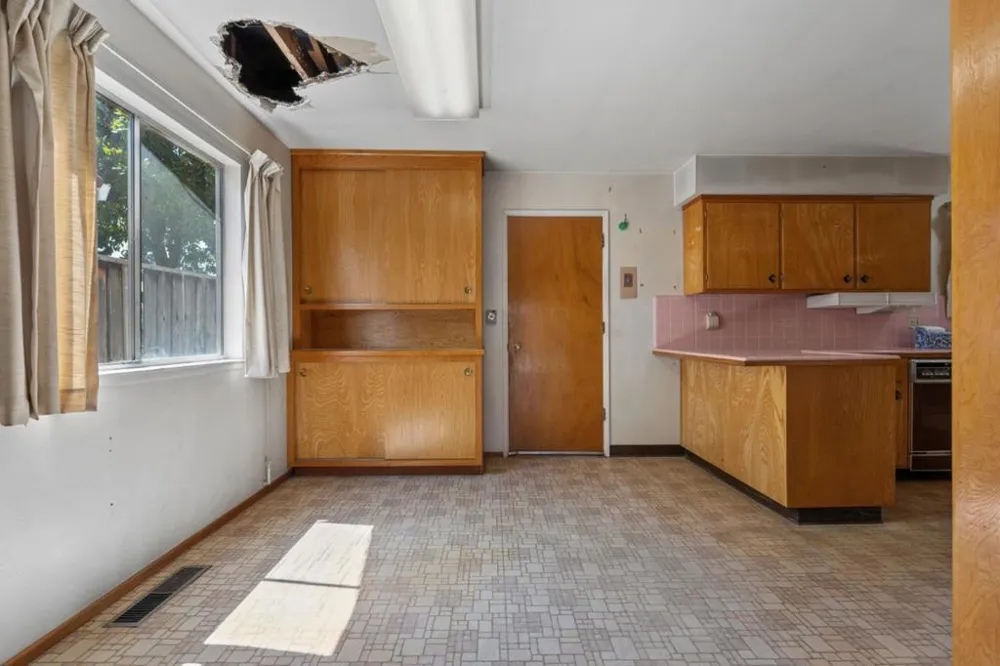 1264 Matterhorn Drive San Jose, CA 95132