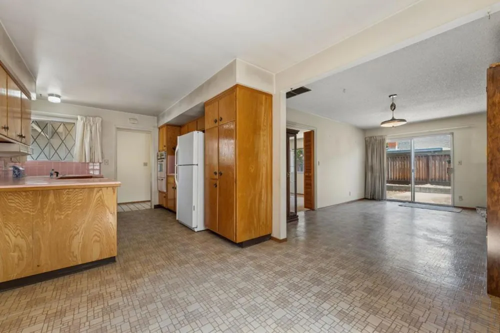1264 Matterhorn Drive San Jose, CA 95132