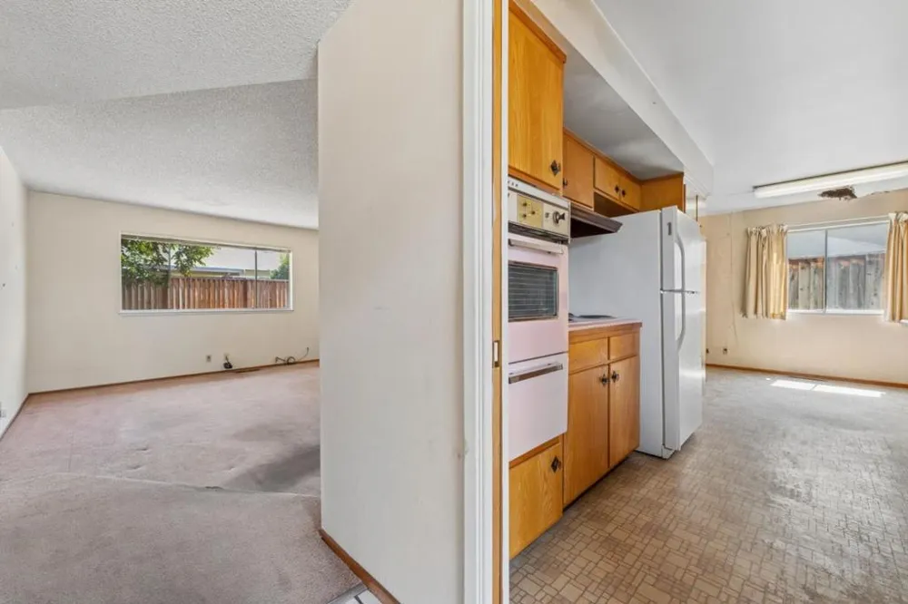 1264 Matterhorn Drive San Jose, CA 95132