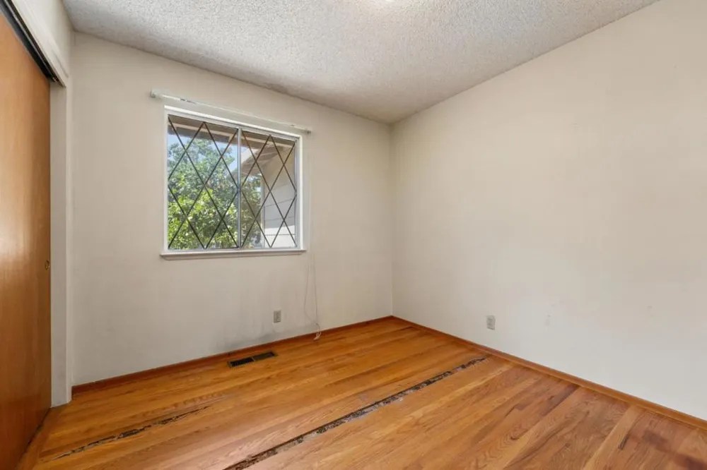 1264 Matterhorn Drive San Jose, CA 95132