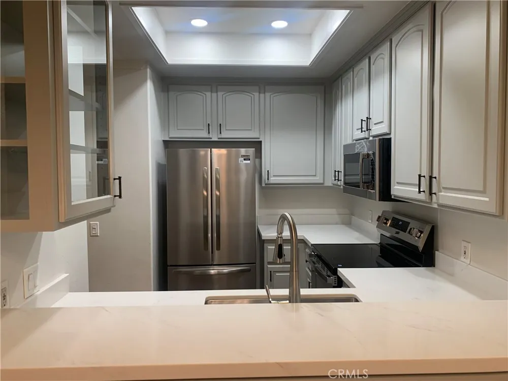 2960 Champion Way #1501 Tustin, CA 92782