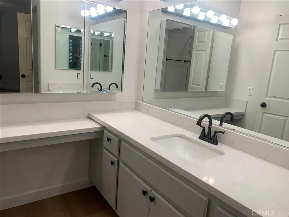 2960 Champion Way #1501 Tustin, CA 92782