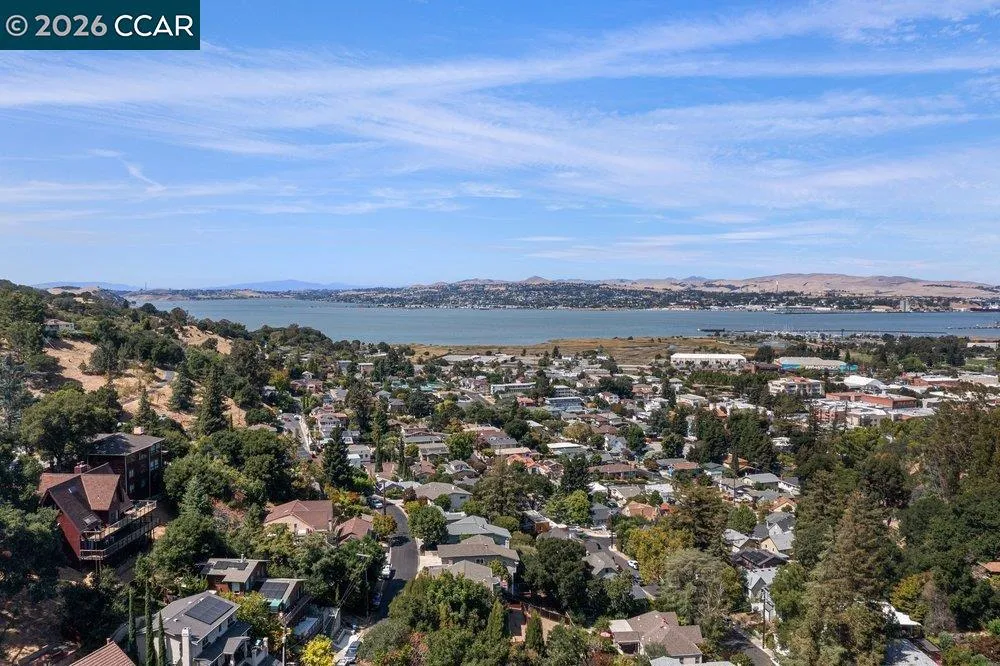 1160 Arlington Way Martinez, CA 94553
