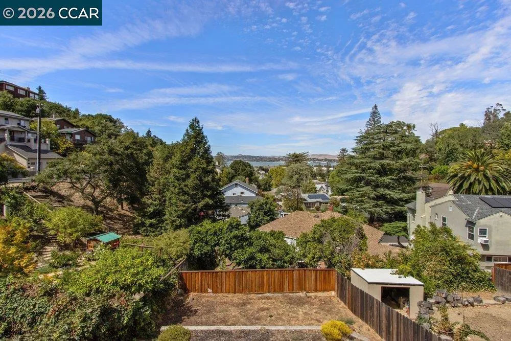 1160 Arlington Way Martinez, CA 94553