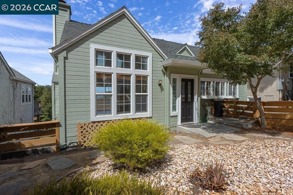 1160 Arlington Way Martinez, CA 94553