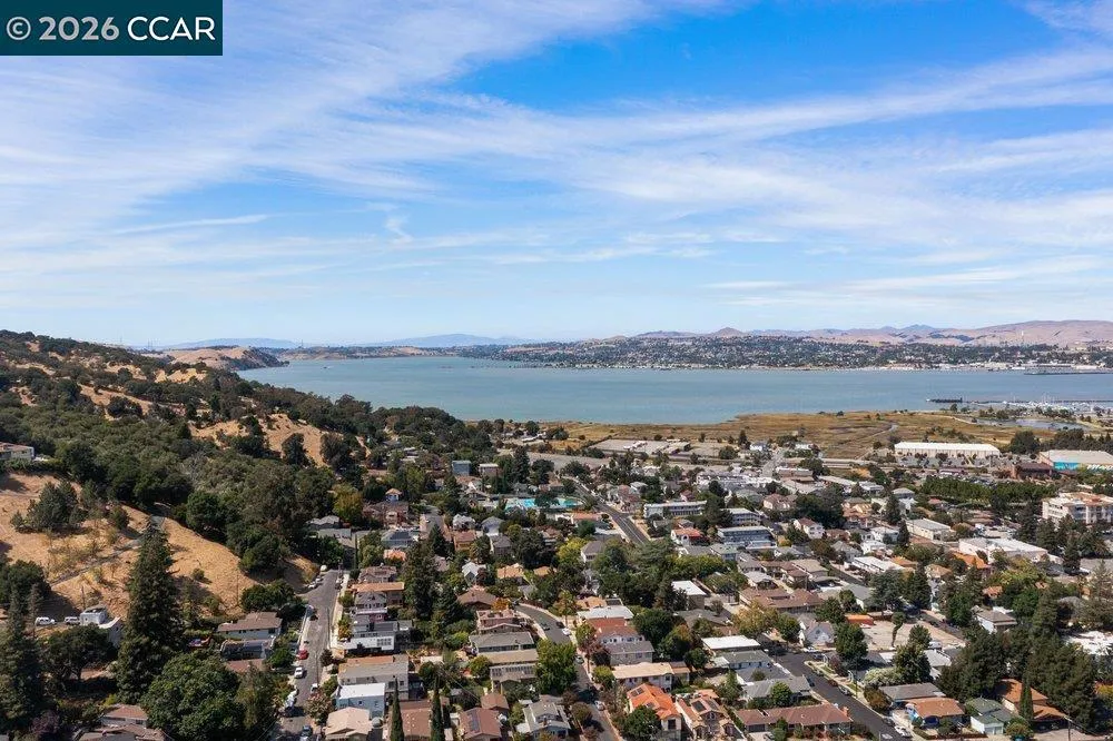 1160 Arlington Way Martinez, CA 94553