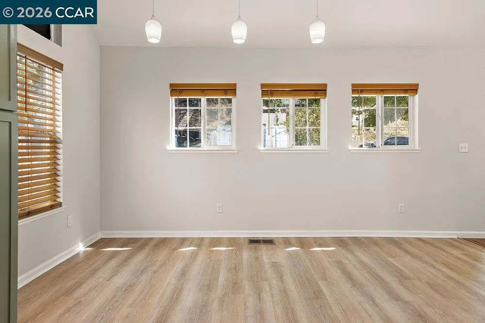 1160 Arlington Way Martinez, CA 94553