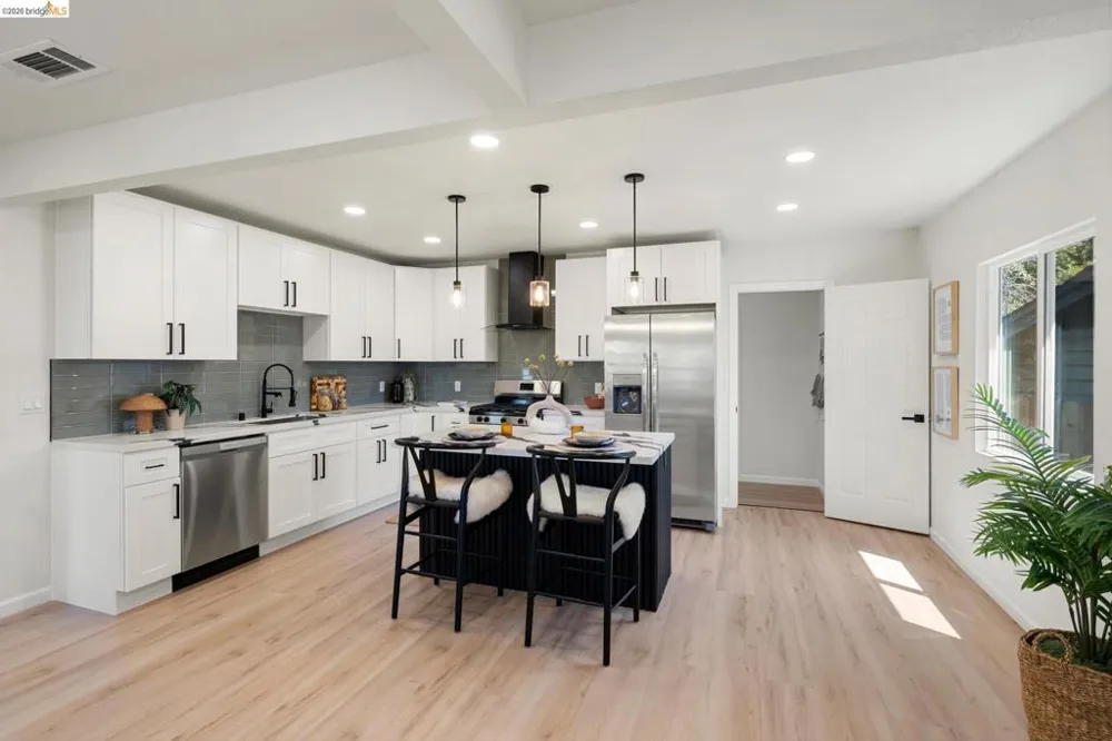 2134 62Nd Ave G Oakland, CA 94621