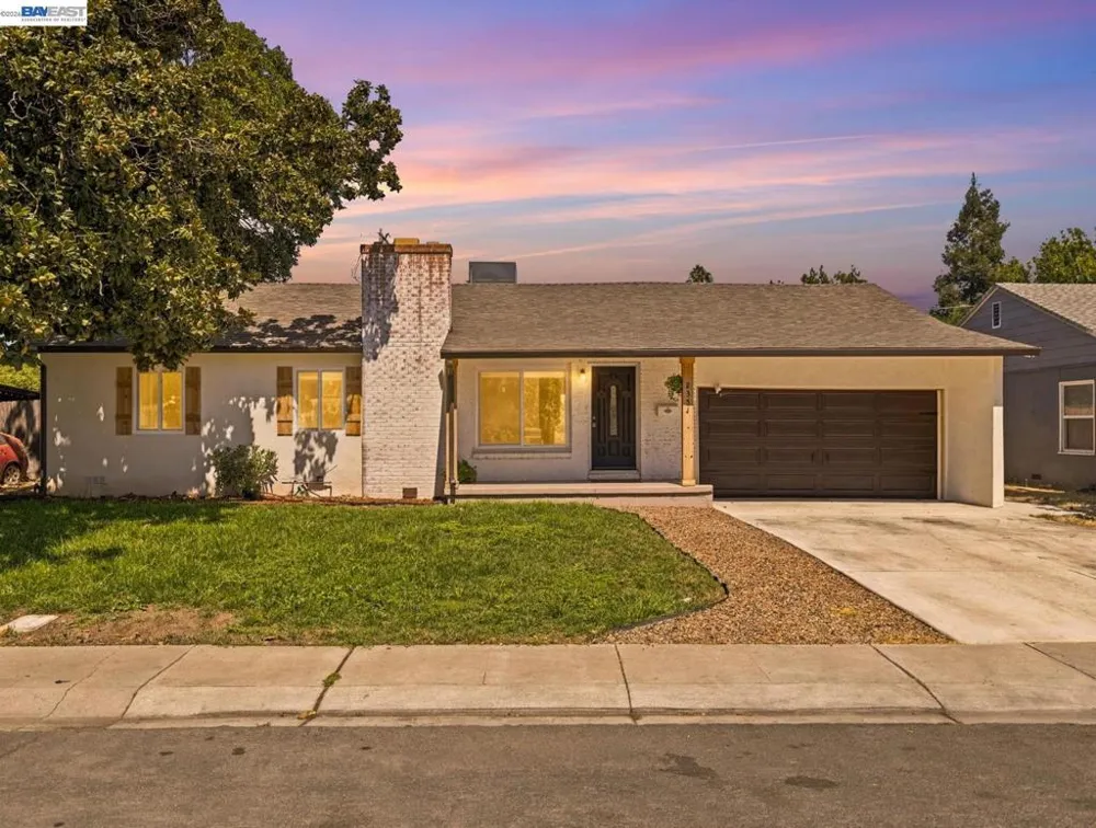 2351 W Euclid Ave Stockton, CA 95204