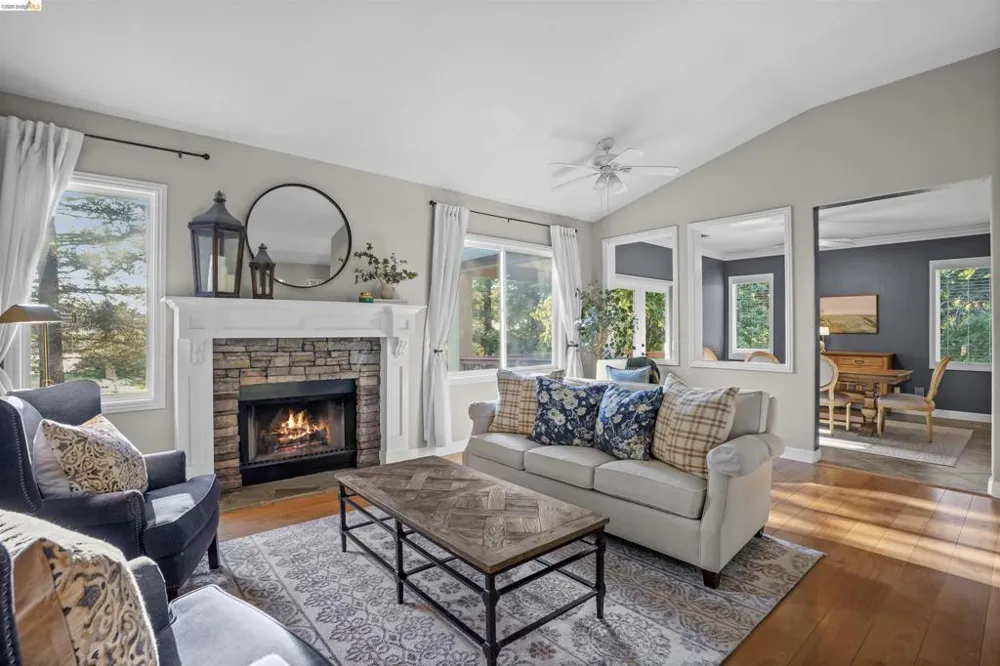 1049 Meadowgate Way Brentwood, CA 94513