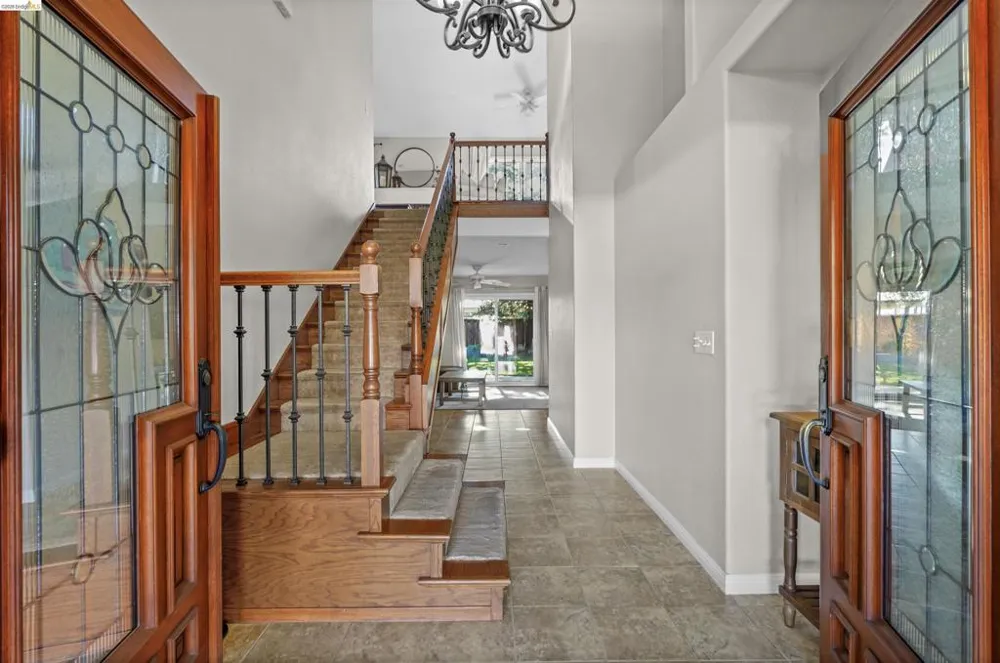 1049 Meadowgate Way Brentwood, CA 94513