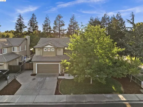 1049 Meadowgate Way