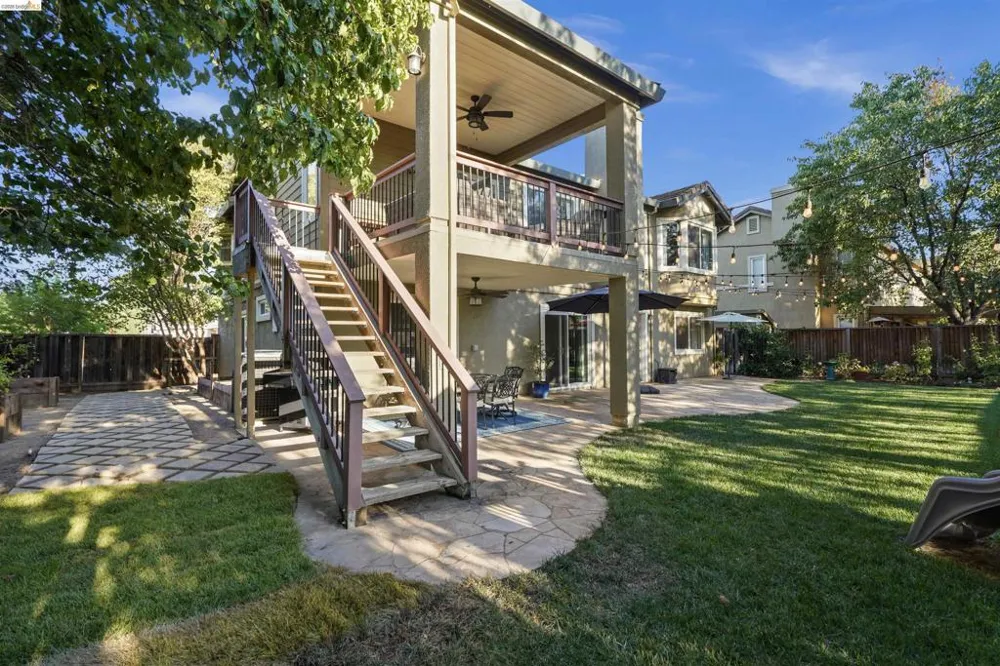 1049 Meadowgate Way Brentwood, CA 94513