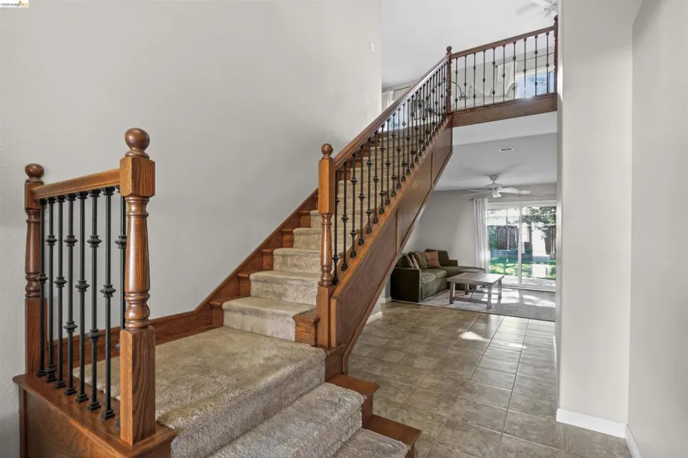 1049 Meadowgate Way Brentwood, CA 94513