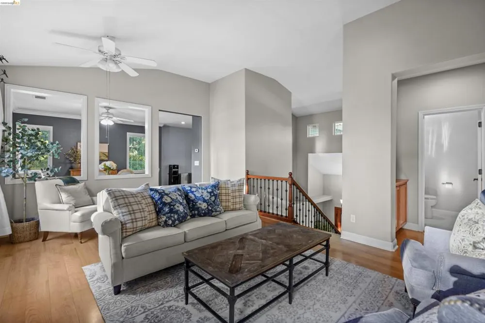 1049 Meadowgate Way Brentwood, CA 94513