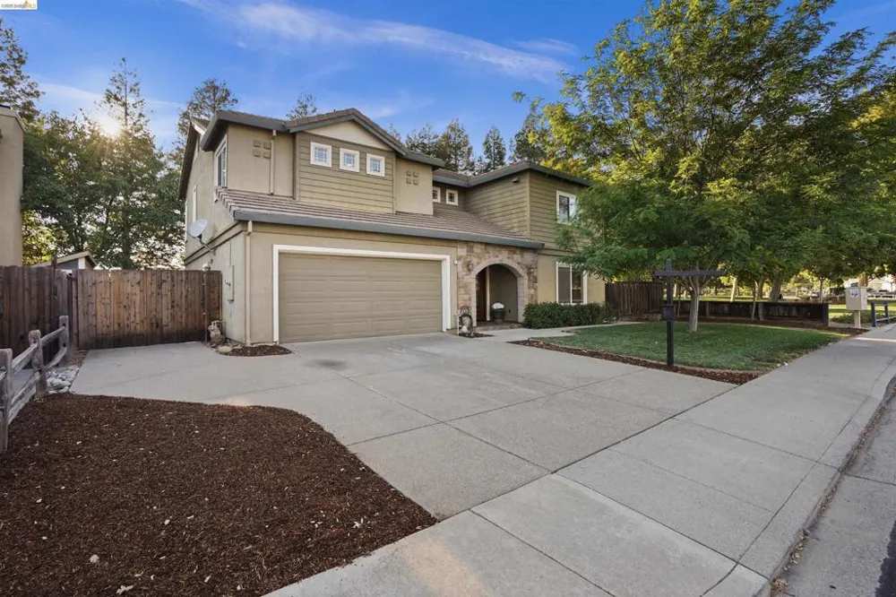 1049 Meadowgate Way Brentwood, CA 94513