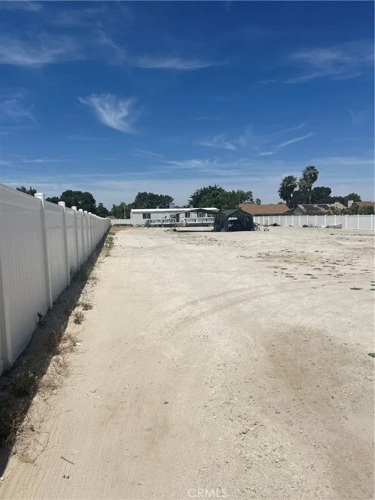 43119 20th W Lancaster, CA 93534