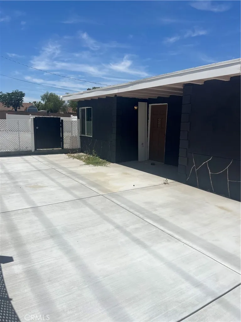 43119 20th W Lancaster, CA 93534