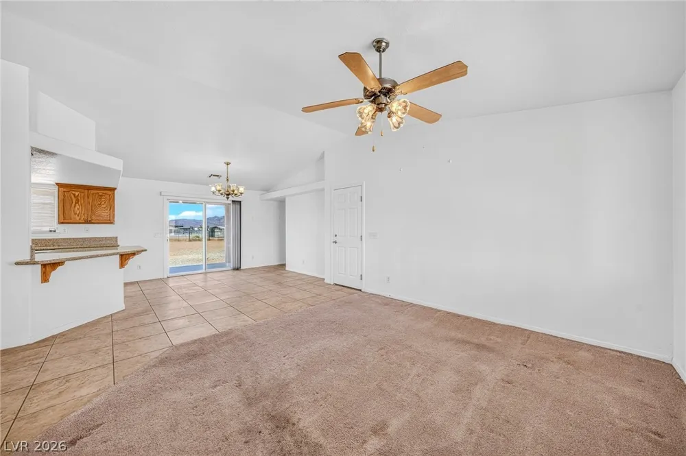 2121 W Labrador Court Pahrump, NV 89048