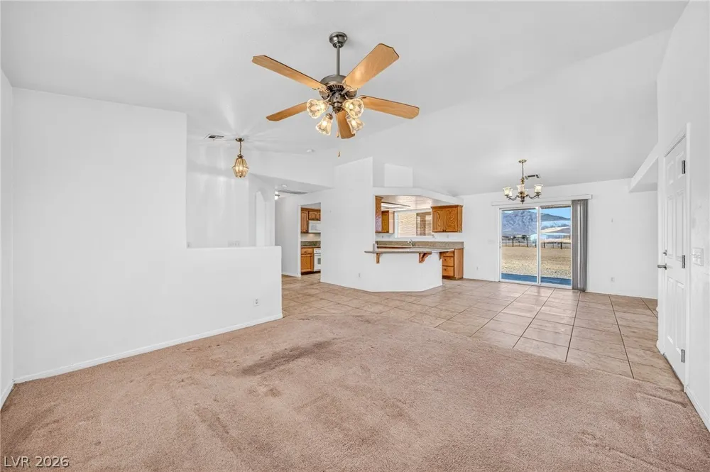 2121 W Labrador Court Pahrump, NV 89048
