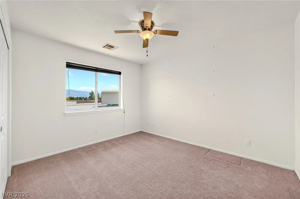 2121 W Labrador Court Pahrump, NV 89048