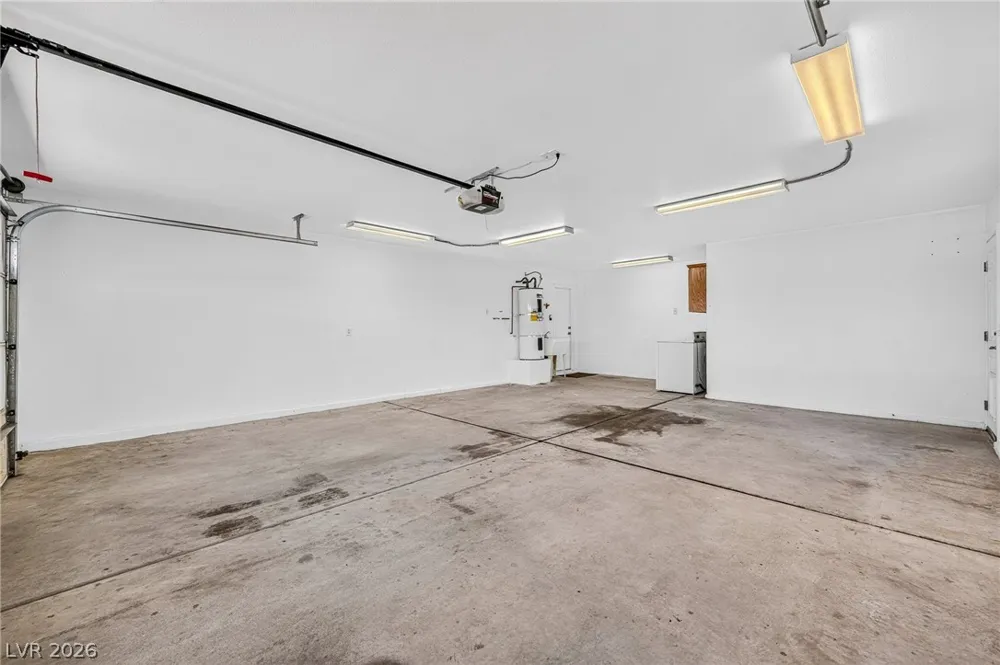 2121 W Labrador Court Pahrump, NV 89048