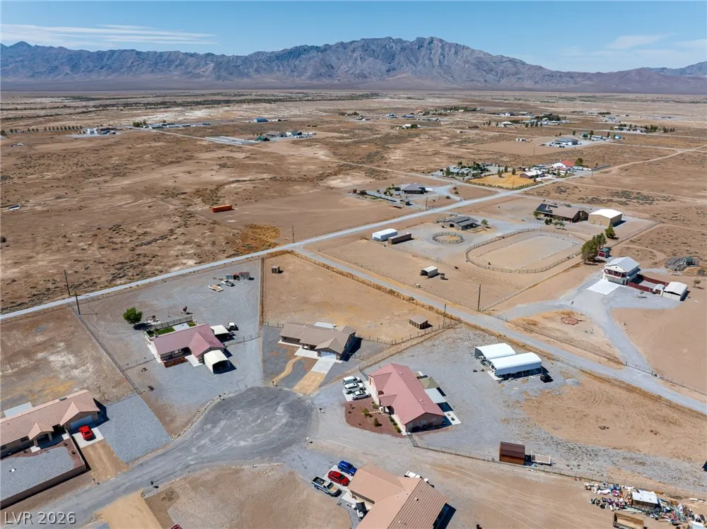 2121 W Labrador Court Pahrump, NV 89048