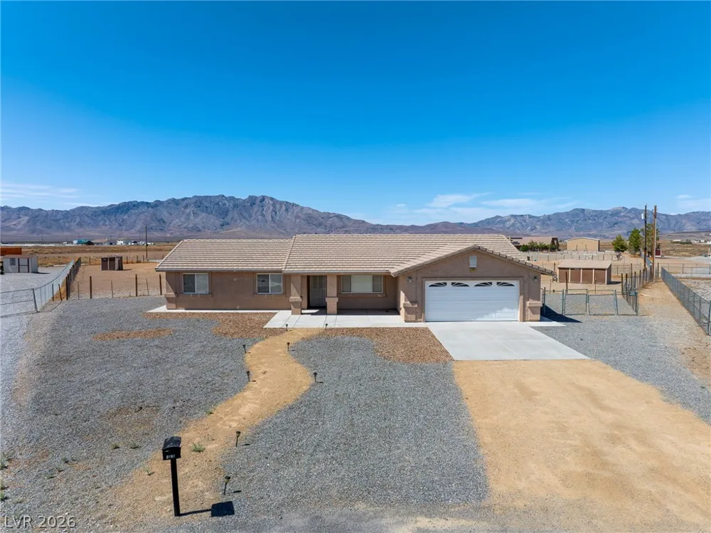 2121 W Labrador Court Pahrump, NV 89048