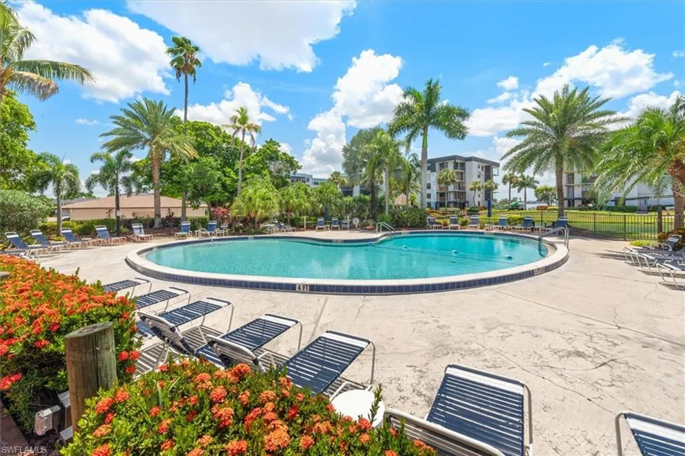 3490 Key Drive #212 North Fort Myers, FL 33903